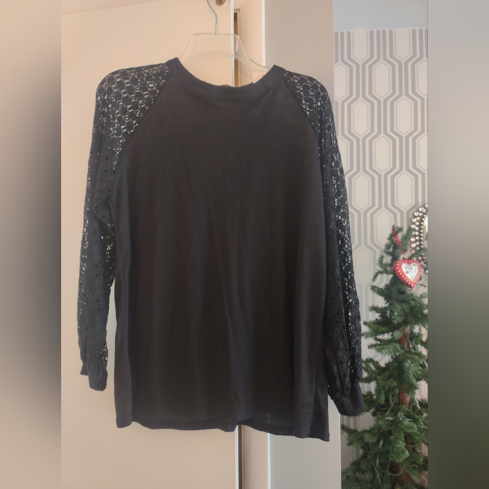 Miholl black top